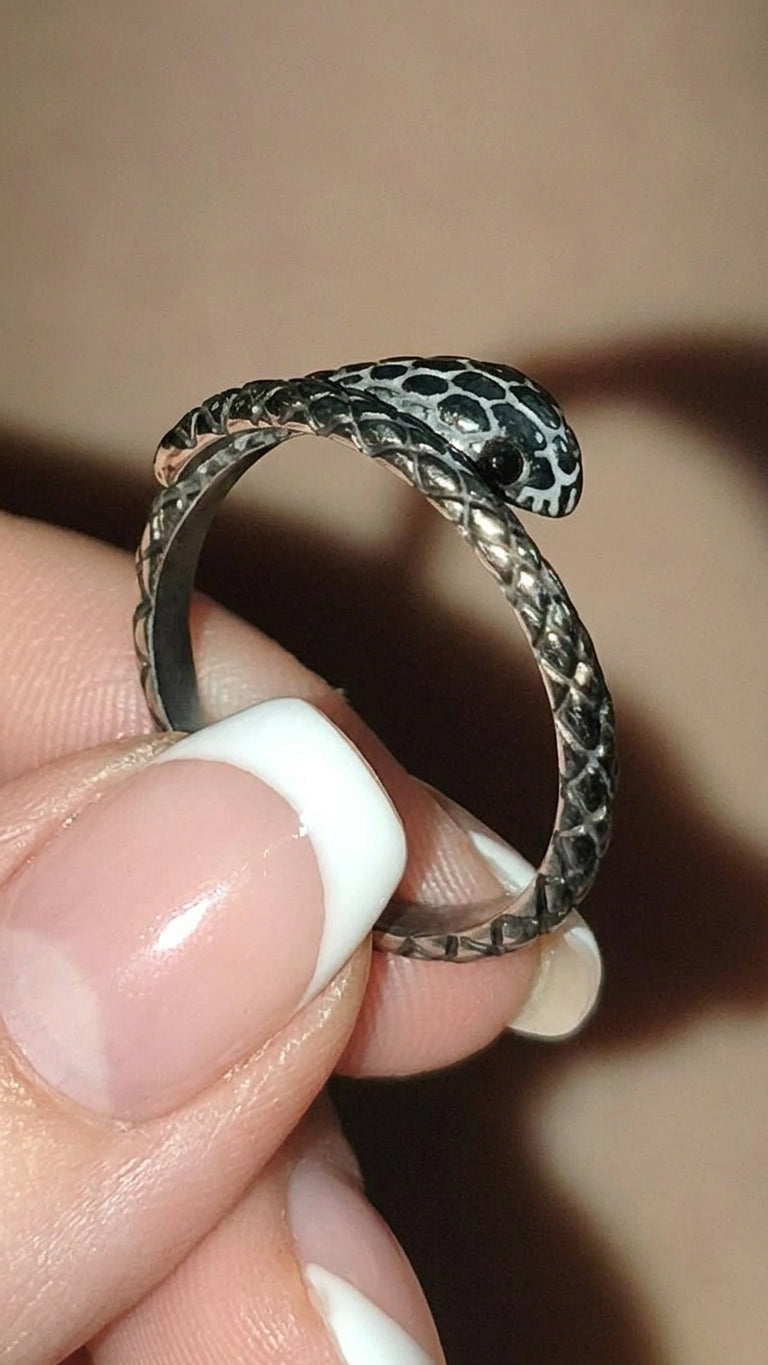 Anello serpentine