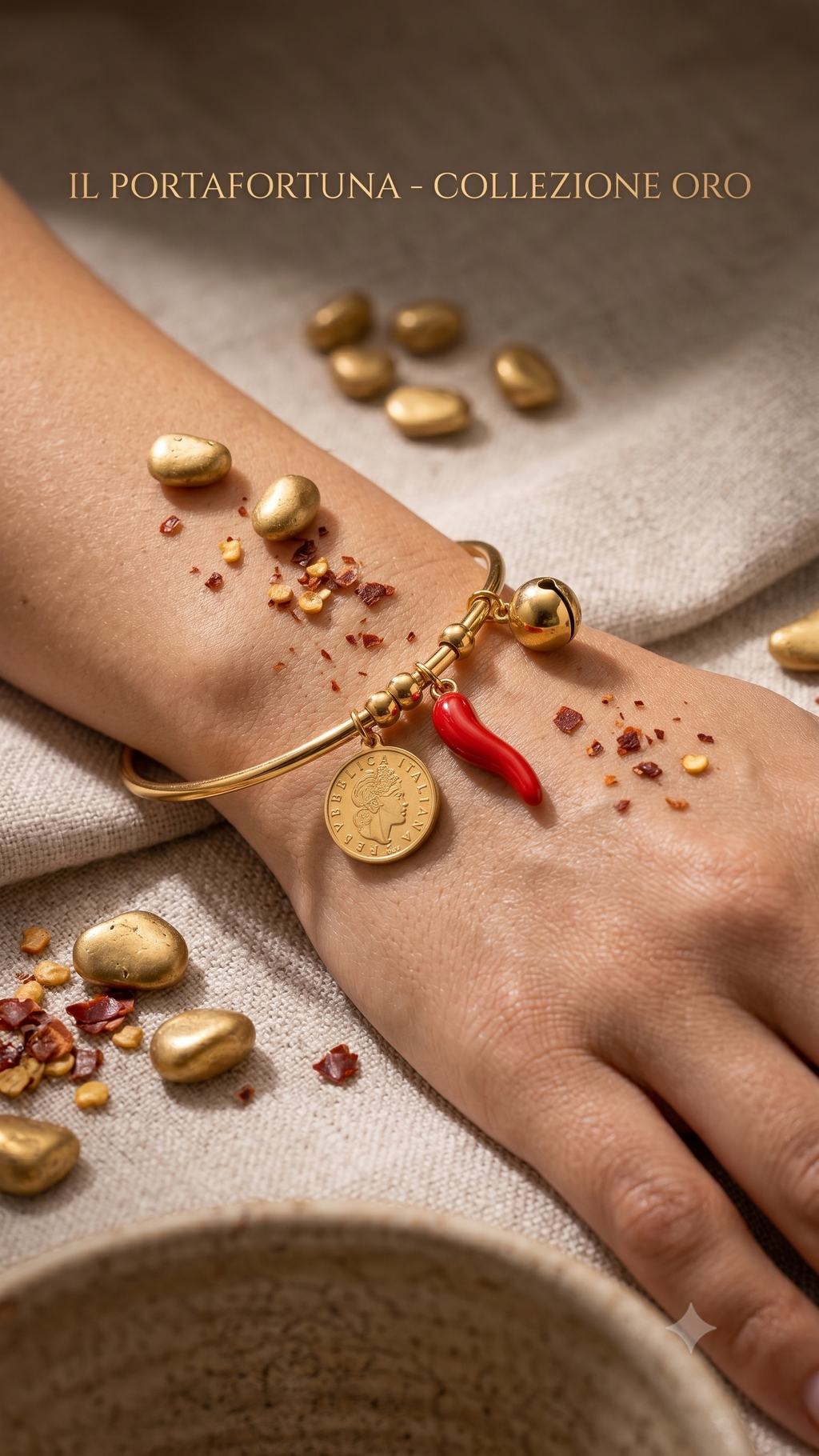 Bracciale rigido portafortuna gold